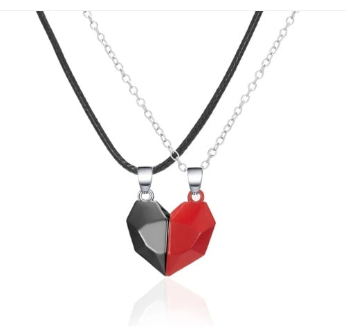 Wishing Stone Couple Necklace – Magnetic Heart Pendant Set
