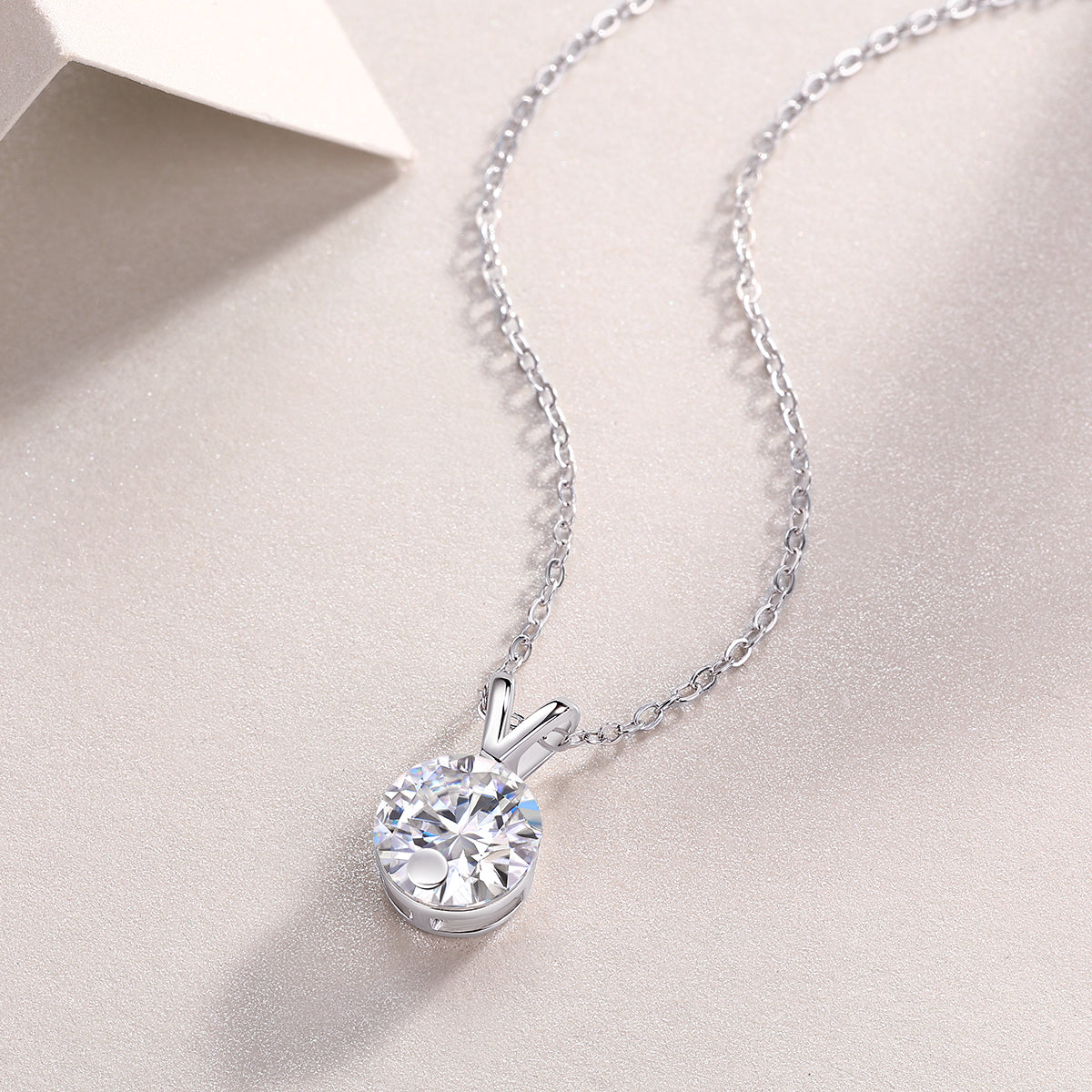 V-Shaped Moissanite Necklace – 2-Carat Platinum Silver Pendant, Bold Geometry. Brilliant Fire.